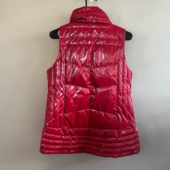 Anorak The Stitched Fashion Puffer Vest Red Vinyl woman’s Small - Picture 3 of 6